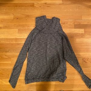 LULULEMON ATHLETICA- Women’s Hooded Sweatshirt